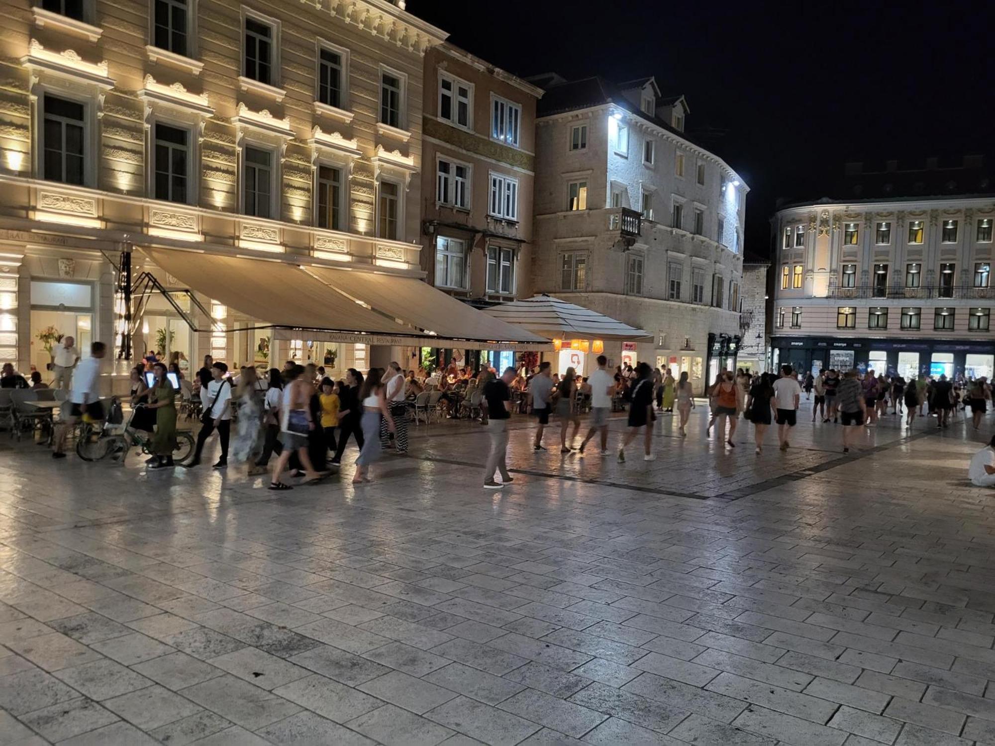 Apartment Sunshine- Center Of Split Ngoại thất bức ảnh