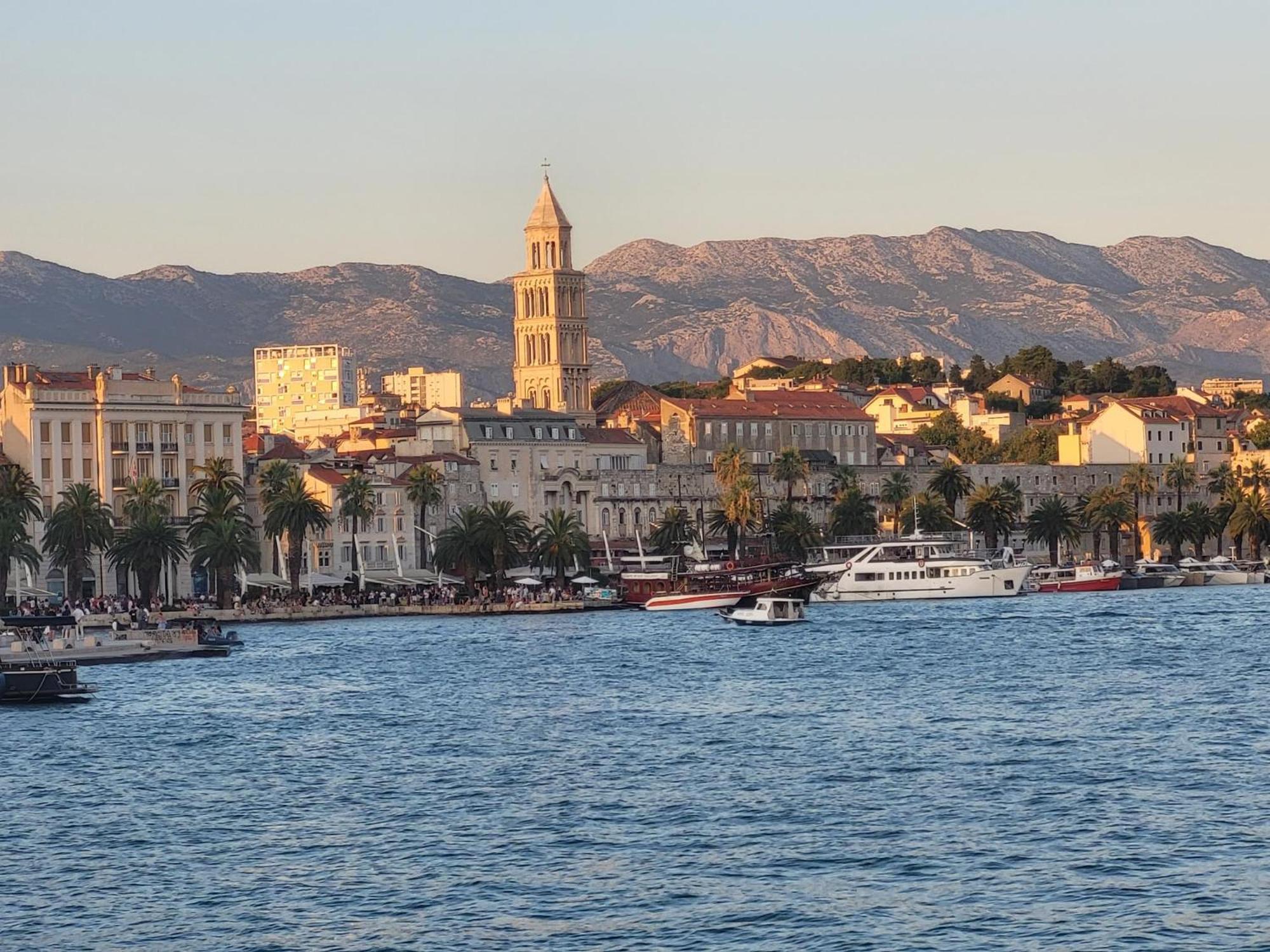 Apartment Sunshine- Center Of Split Ngoại thất bức ảnh